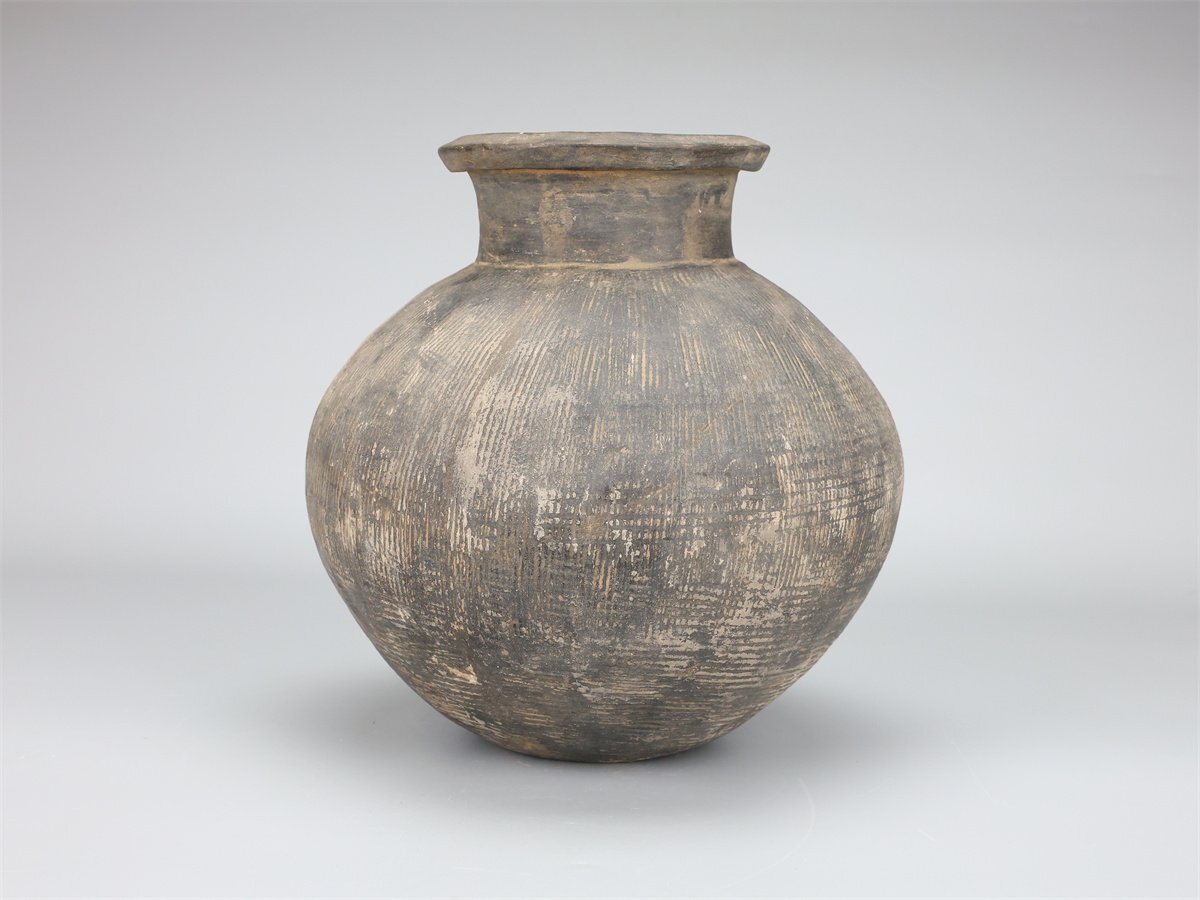 【吉】CN904 土器 【須恵器】 黒陶 壷 高24㎝ 径23㎝／底に修復跡あり！_画像3