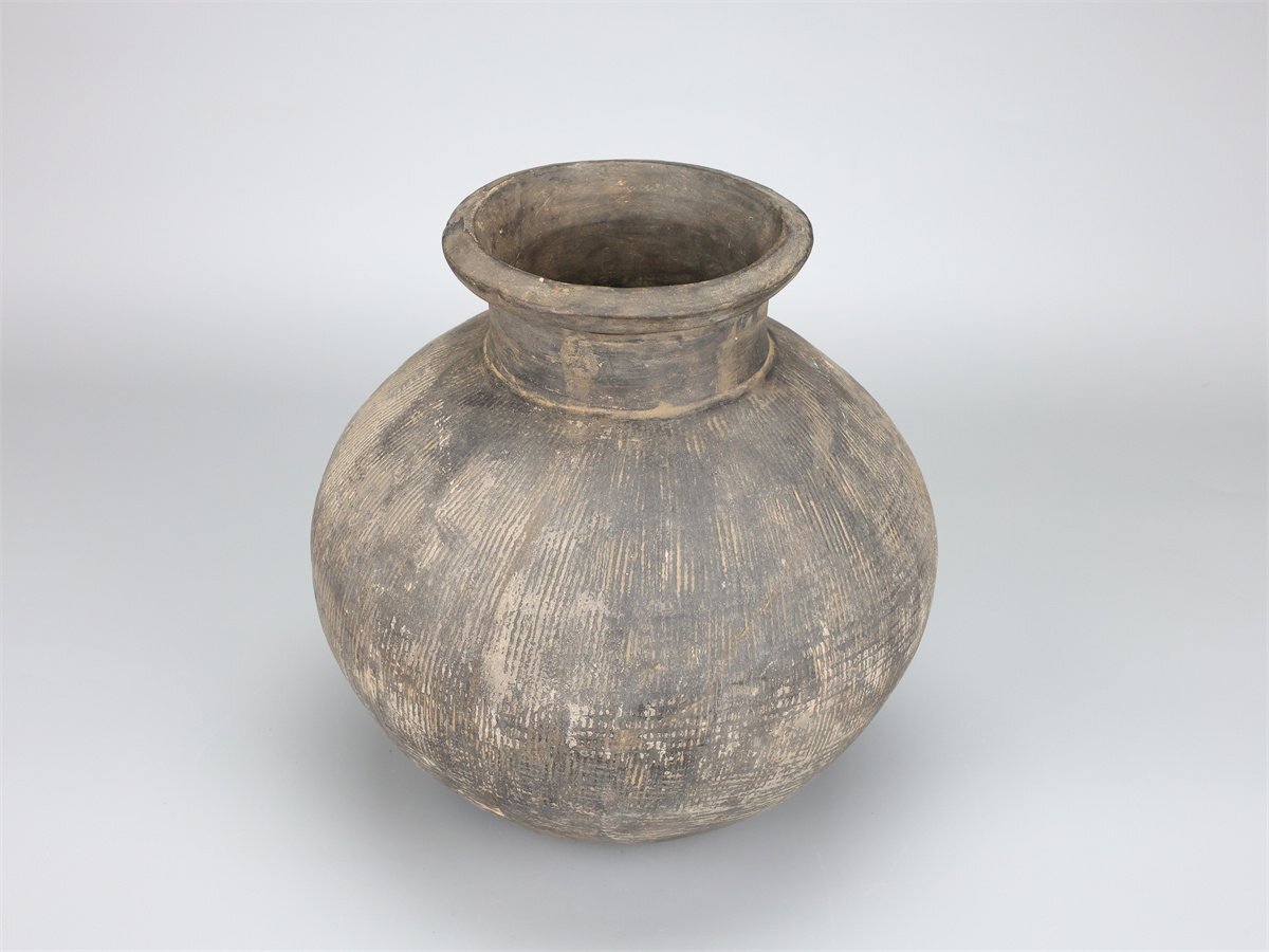 【吉】CN904 土器 【須恵器】 黒陶 壷 高24㎝ 径23㎝／底に修復跡あり！_画像4