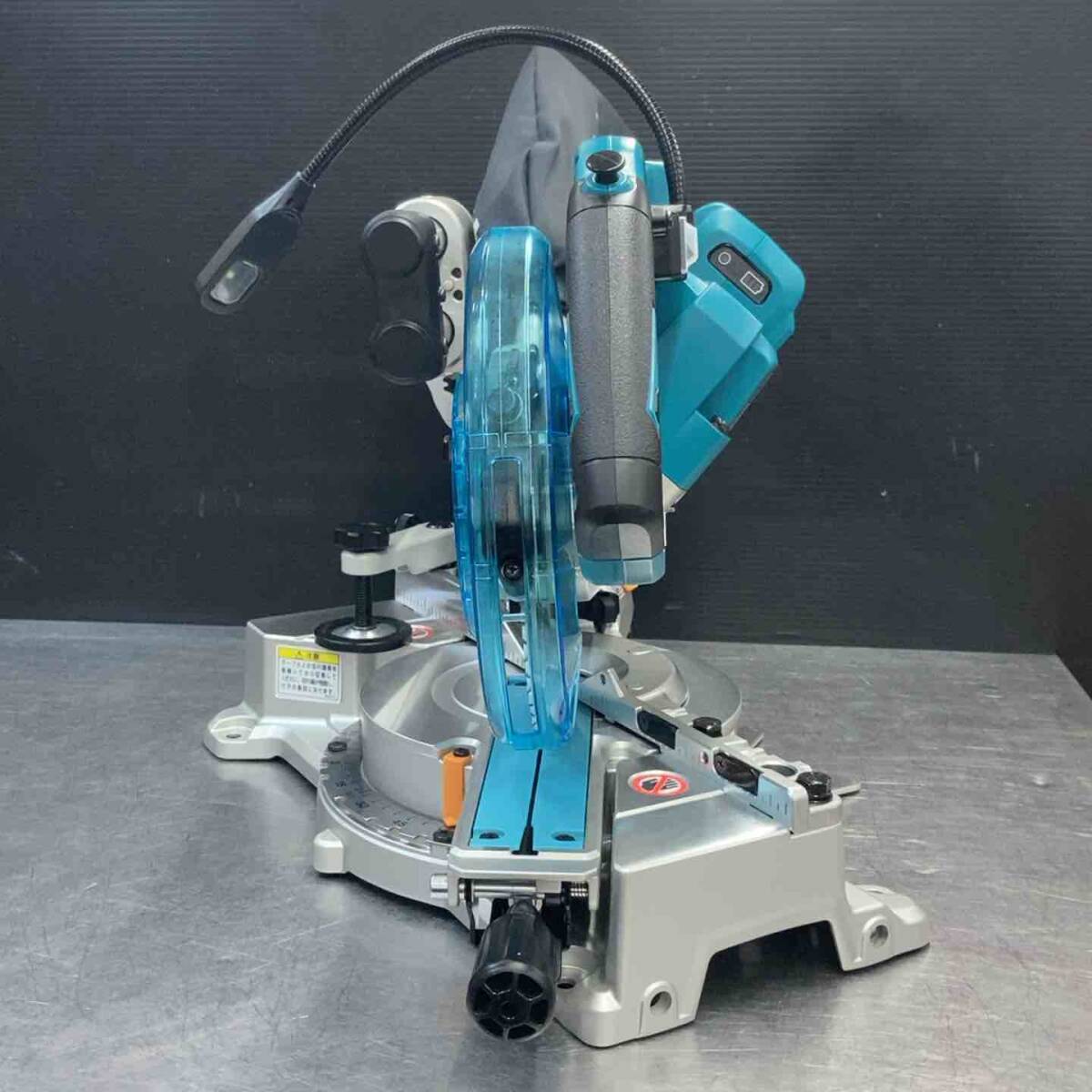 【中古美品】 マキタ(makita) 18V コードレススライドマルノコ LS610DZ バッテリー1個付属 【東大和店】_画像4