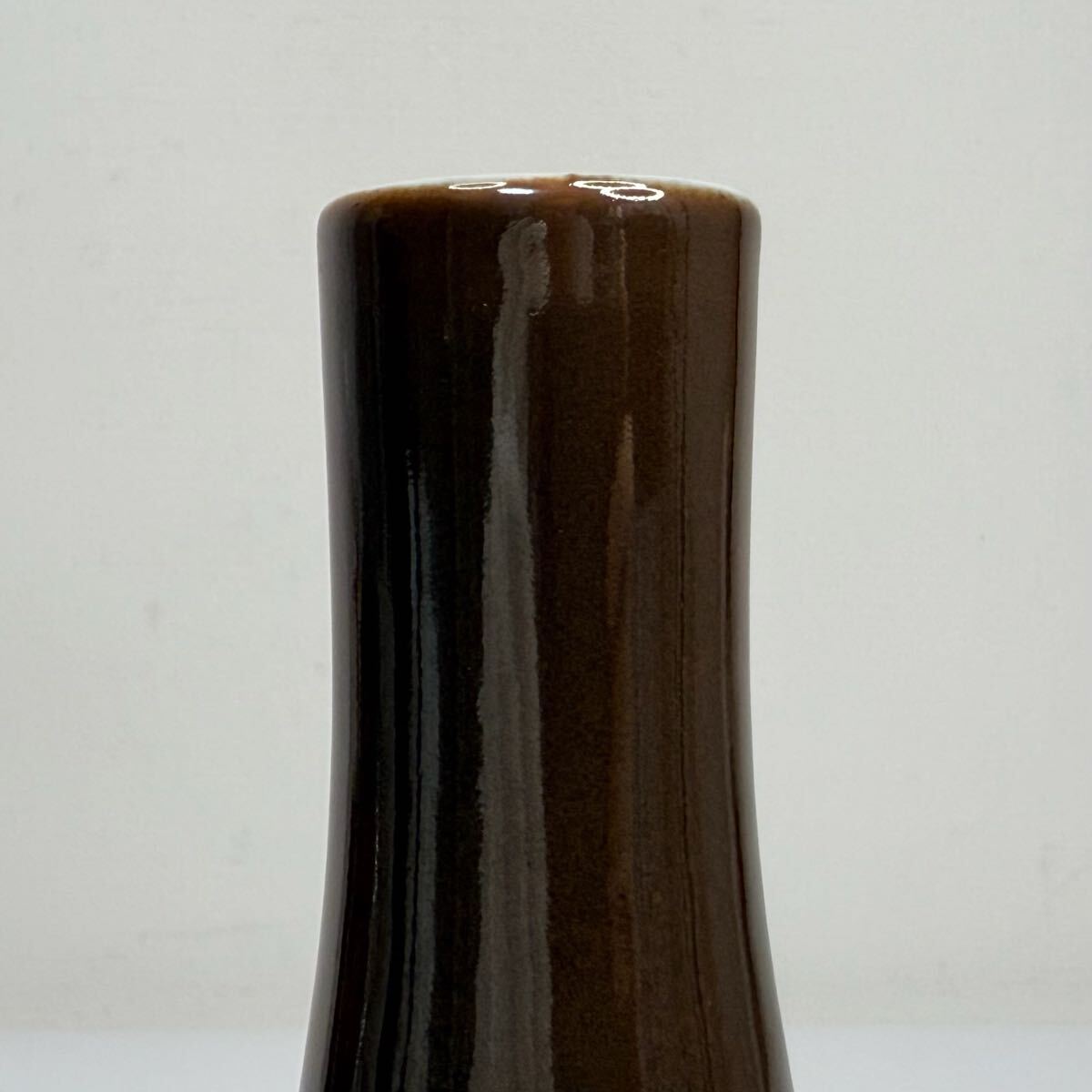 中国古美術 時代物 花瓶 花入 花生 花器 釉 色絵 天球瓶 台座付 在銘 永慶珍玩 唐物 陶磁器 中国古玩 骨董品_画像7