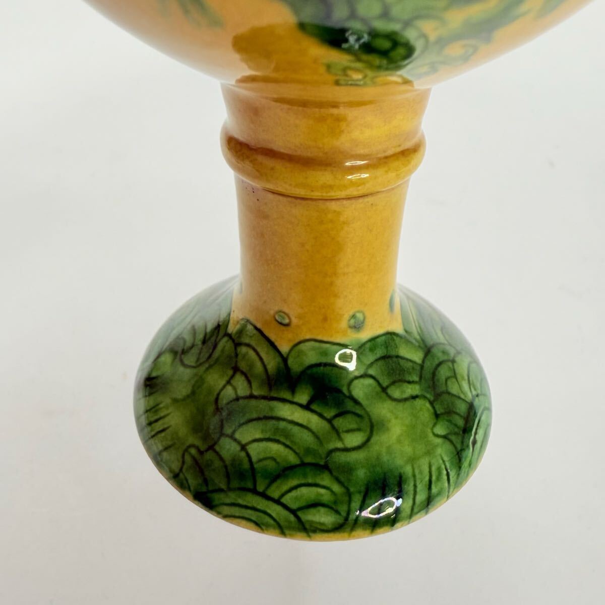 CBW-中国古美術 時代物 盃 杯 色絵 地緑彩 龍図 在銘 大明嘉靖年製 ペア 茶道具 唐物 陶磁器 中国古玩 骨董品_画像9