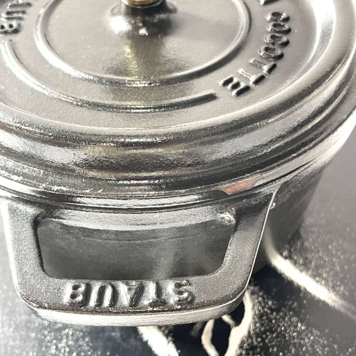 * staub -тактный ubpi здесь раскладушка раунд черный 16cm маленький обе рука литье сигнал low кастрюля IH соответствует La Cocotte Round 1.2L 0.26kg