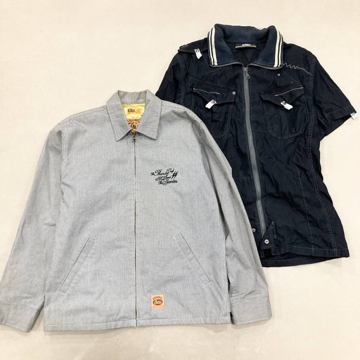 ★アメカジ ファッション 23点 まとめ AVIREX CALEE VANSON Schott Tシャツ パーカ トップス ボトムス 等 サイズMIX メンズ 卸現状品 8.9kg_画像2