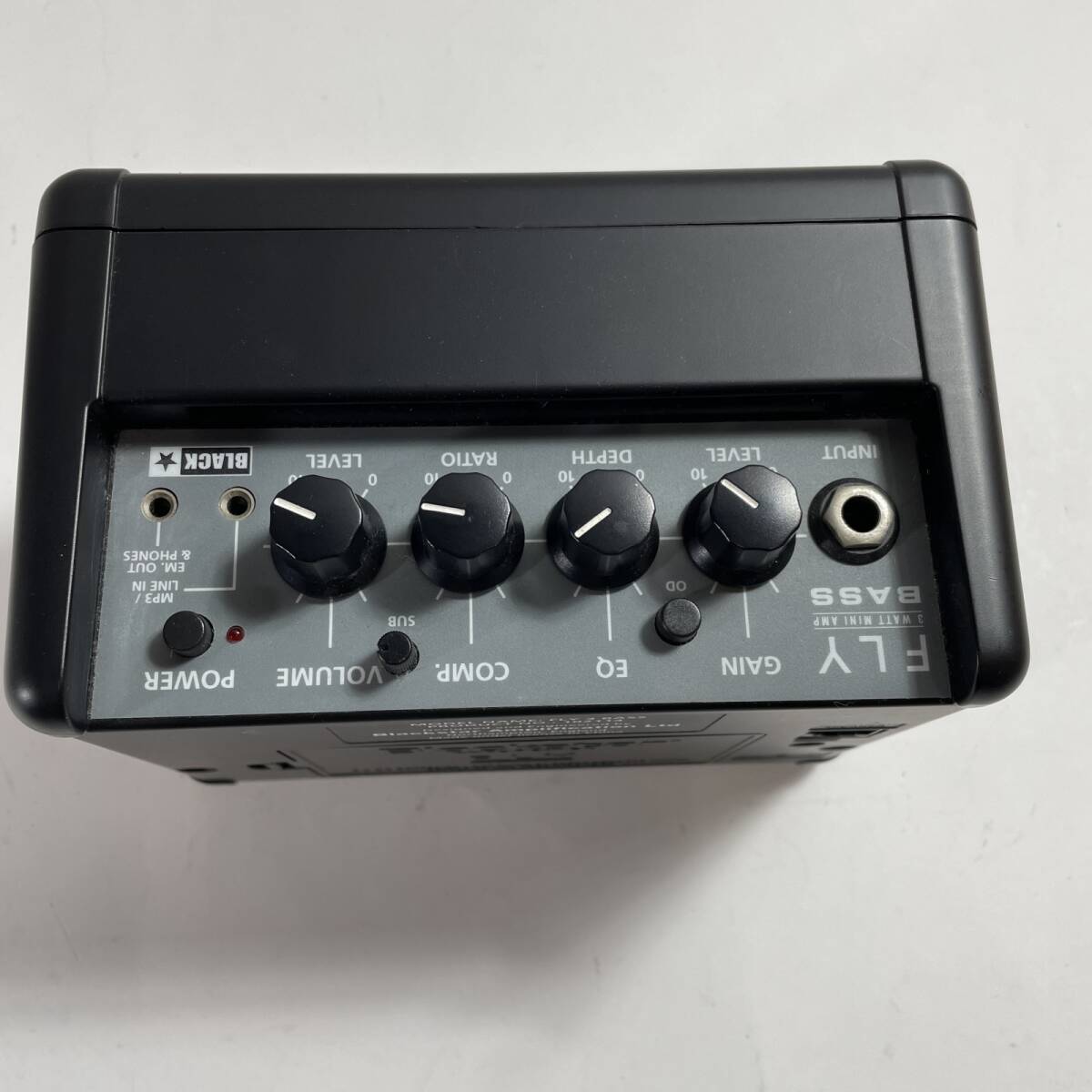 * Blackstar черный Star 3 WATT MINI AMP AV оборудование compact основа усилитель FLY 3 BASS работоспособность не проверялась утиль 0.8kg