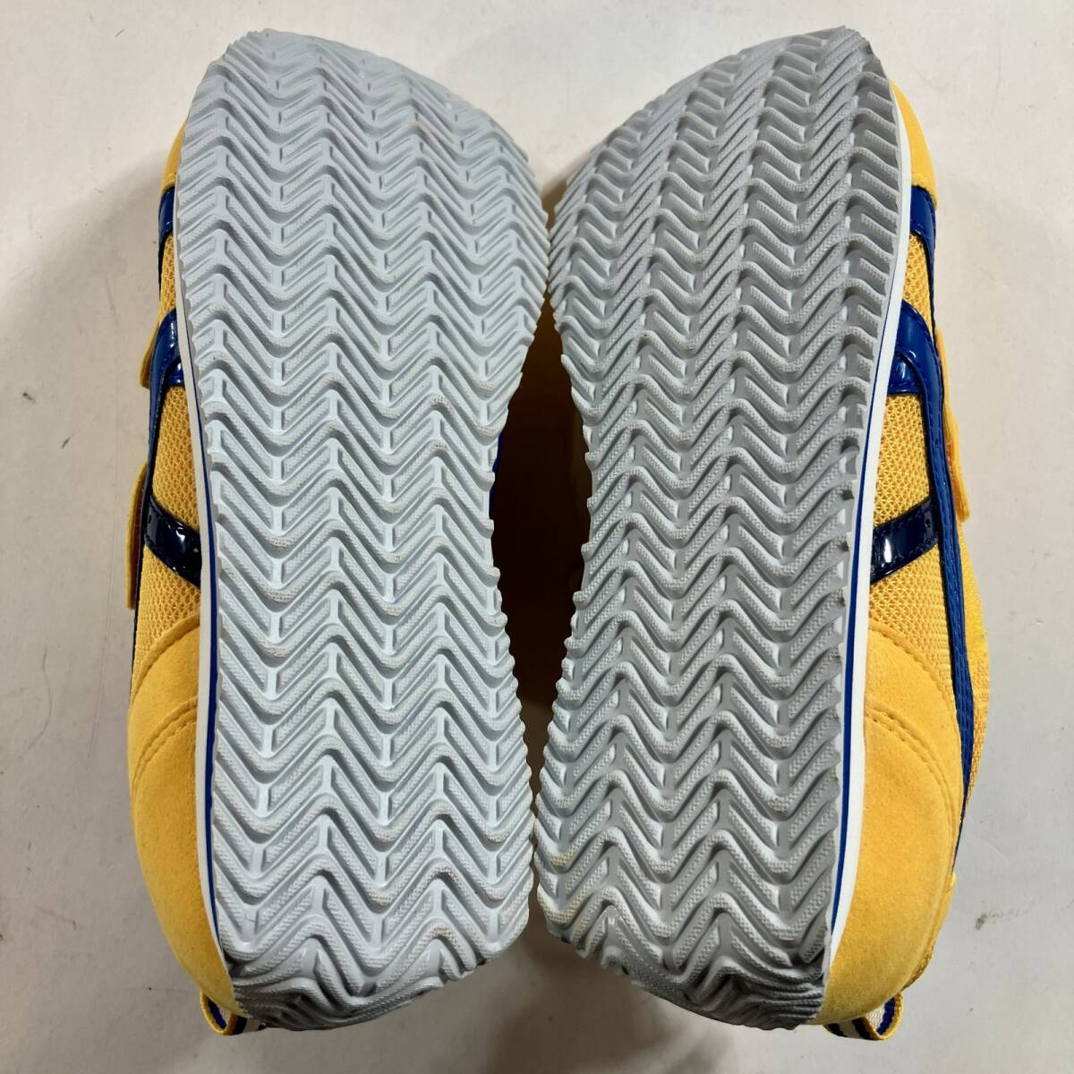 * asics Asics спортивные туфли a Ida ho MINI II желтый / голубой размер 22cm Kids 0.39kg