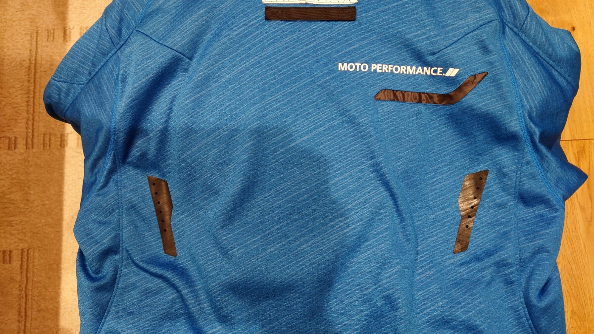 KUSHITANI クシタニ ブルー パーカー美品_画像5