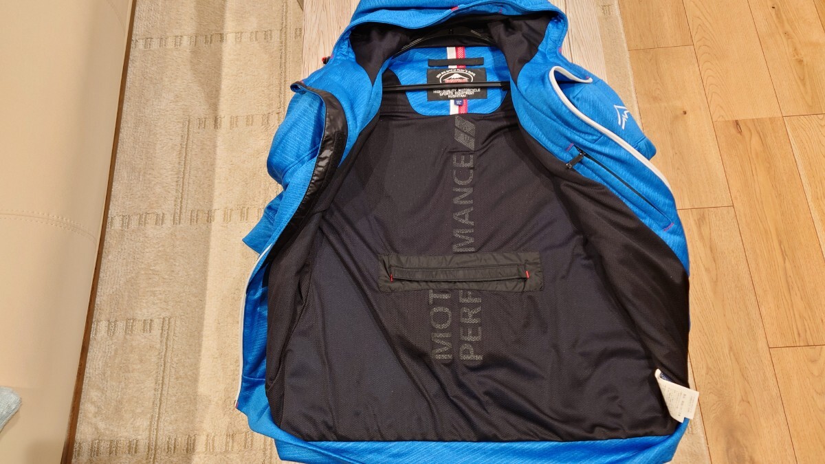 KUSHITANI クシタニ ブルー パーカー美品_画像7