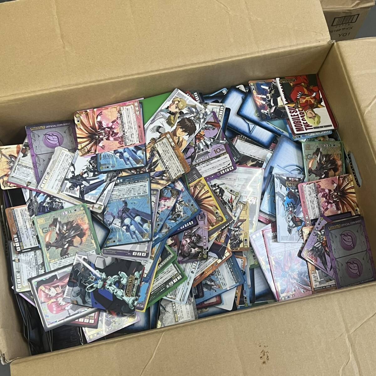 1円スタート! ③ 引退品 プレイ用 TCG ガンダムウォー GUNDAM WAR 大量 約12Kg まとめ売り 未検品 現状品 未仕分け 混在 管理:D下段_画像1