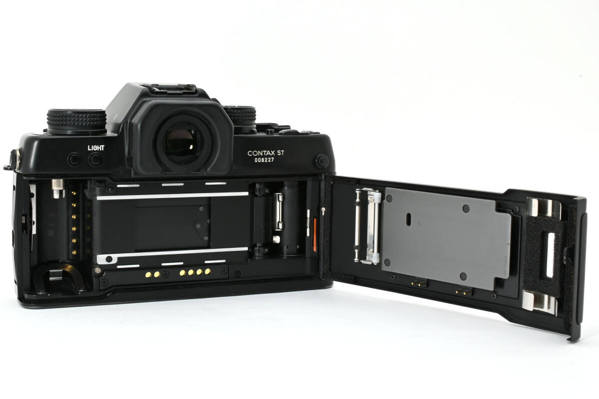 コンタックス　CONTAX ST ボディ 一眼レフ フィルム カメラ #A0637_画像8