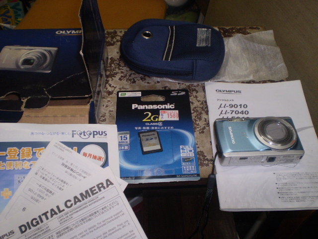 OLYMPUS компактный цифровой фотоаппарат μ7040 голубой 