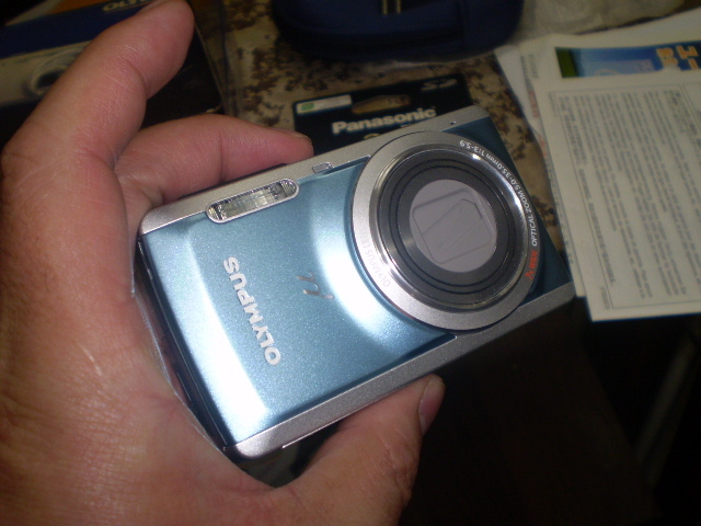 OLYMPUS компактный цифровой фотоаппарат μ7040 голубой 