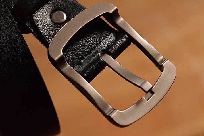 130～135cm 本革 レザー GENUINE LEATHER ベルト メンズ レディース 4mm肉厚 サイズ調整可能 7994365 ブラック 新品 1円 スタート_画像4