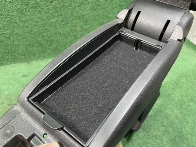 ノート DBA-E12 アームレスト X DIG-S KAD_画像3