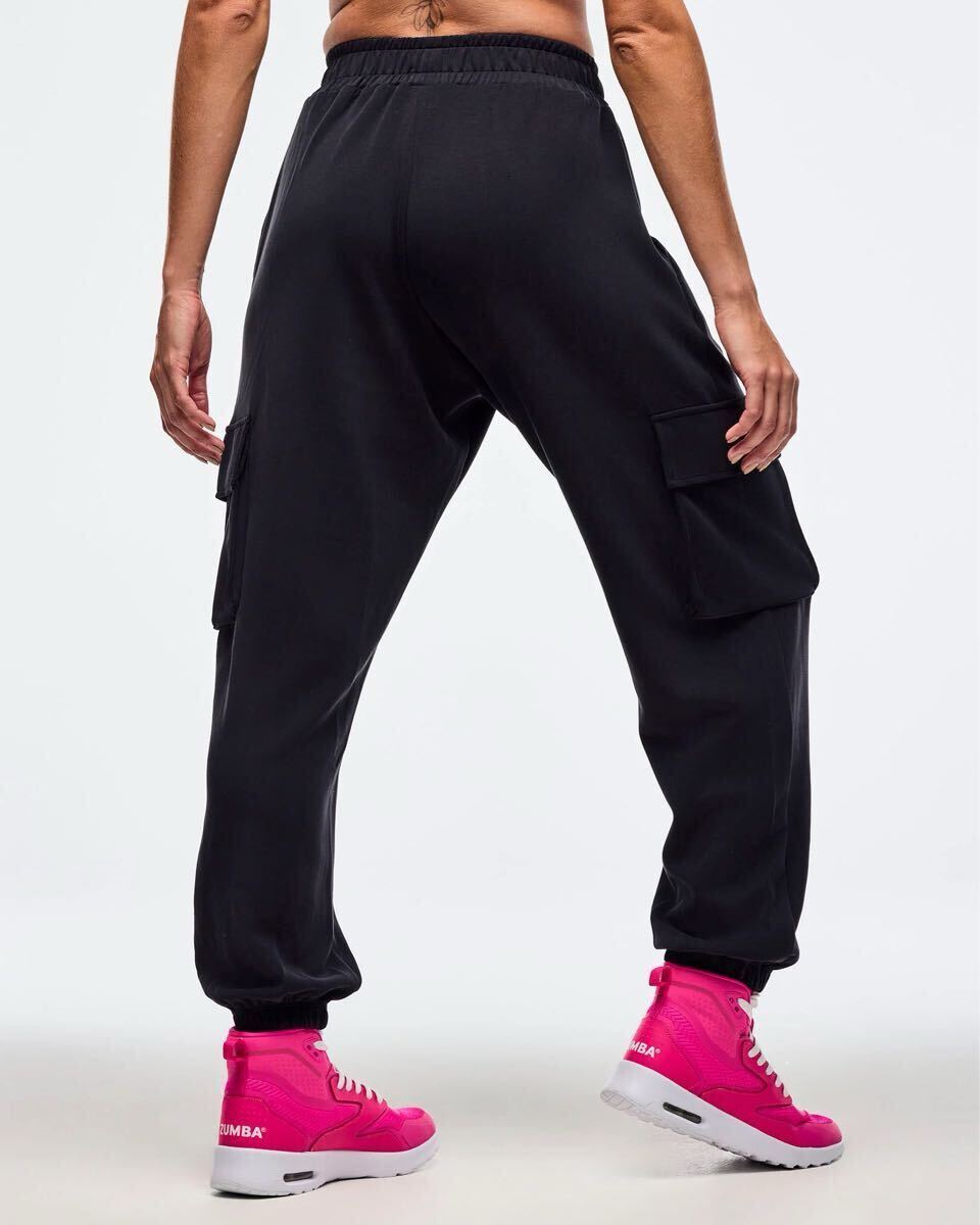 【正規品・新品】★ZUMBA・ズンバ★ M カーゴパンツ　ベルト_画像2