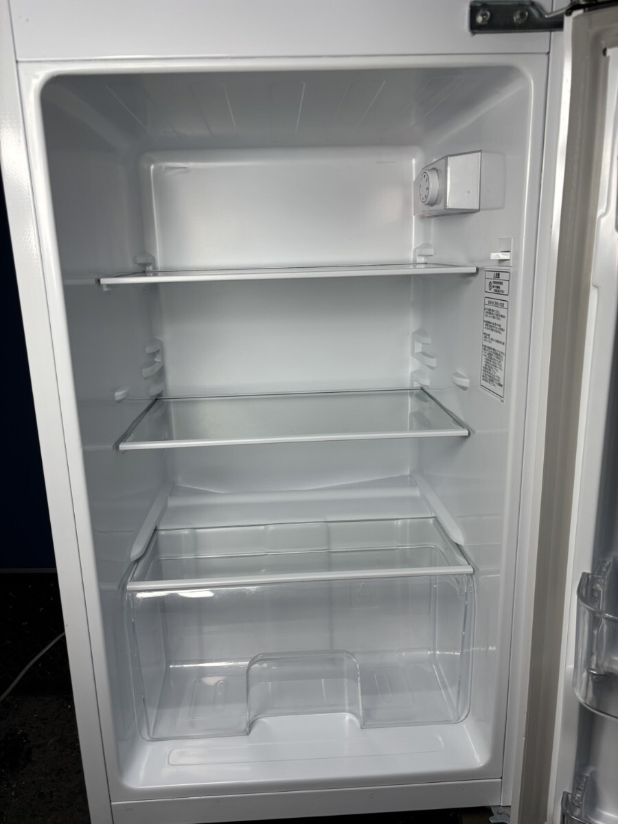 861☆【引き取り限定】ハイセンス 2ドア冷凍冷蔵庫/HR-B1201/2019年/120L/中古/ Hisense_画像4