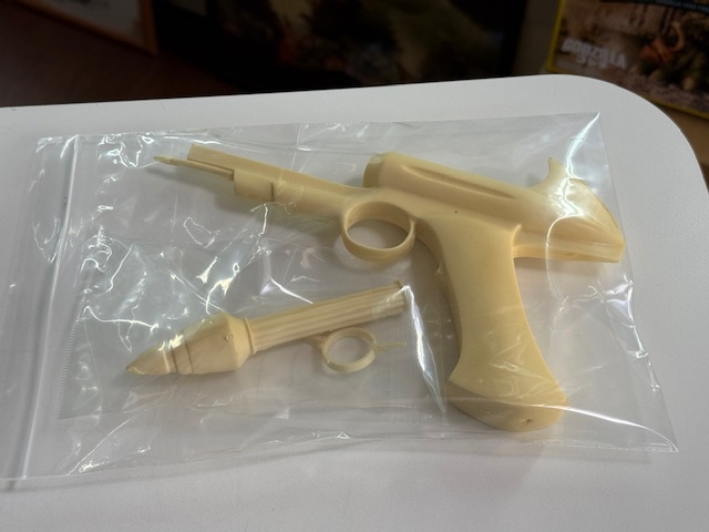 ウルトラガン 1/1 プロップサイズ レジンキャストキット 貴重_画像3