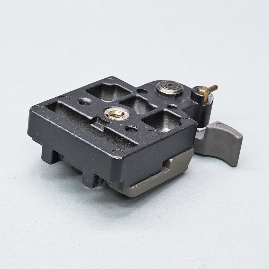 【60】Manfrotto 323 RC2 クイックリリースアダプター_画像6