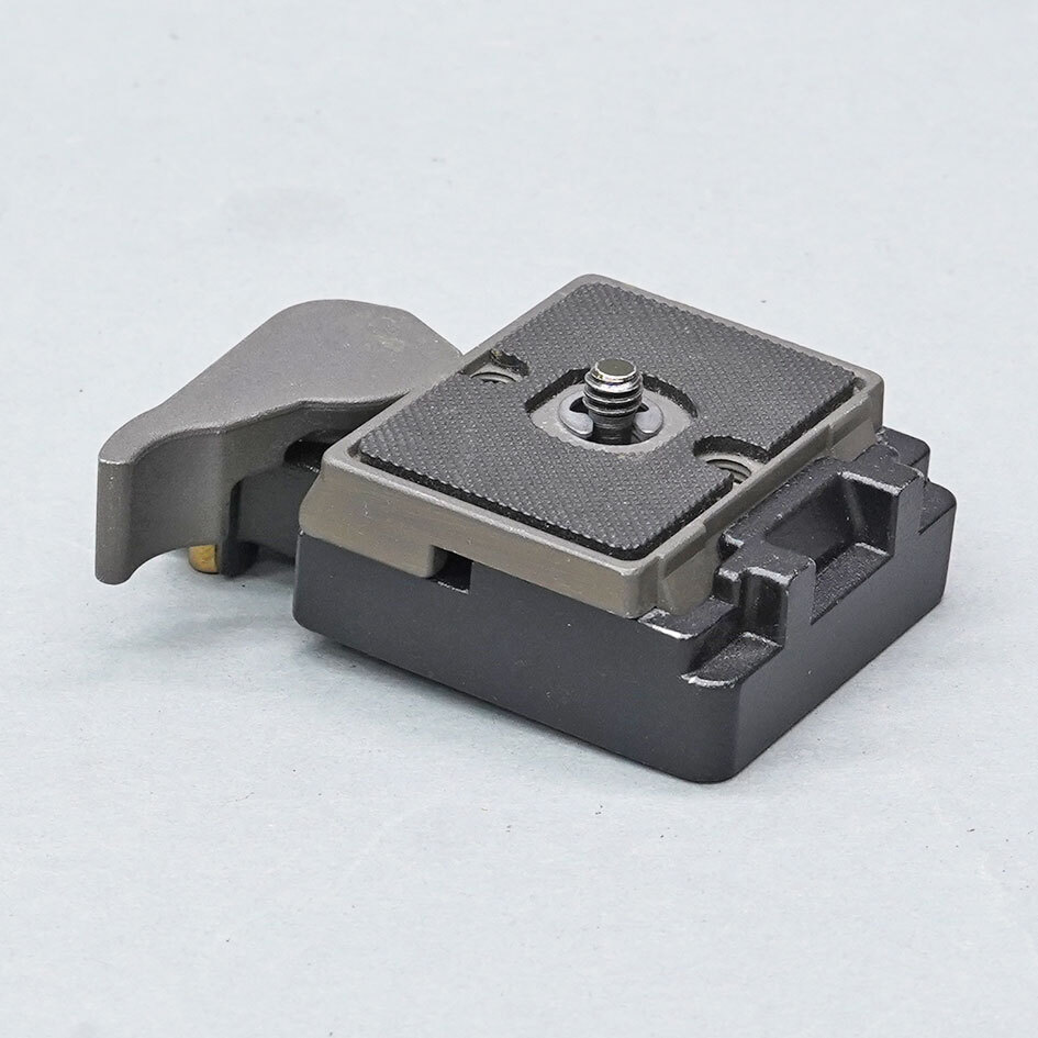 【60】Manfrotto 323 RC2 クイックリリースアダプター_画像3