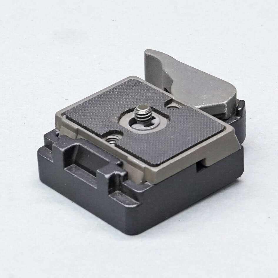 【60】Manfrotto 323 RC2 クイックリリースアダプター_画像4