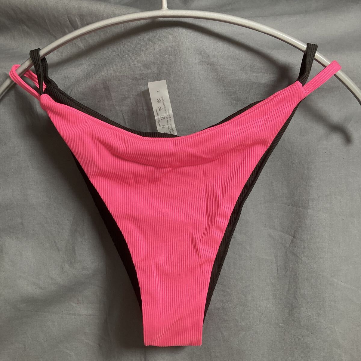ブラック&ピンクのビキニボトム3L_画像1