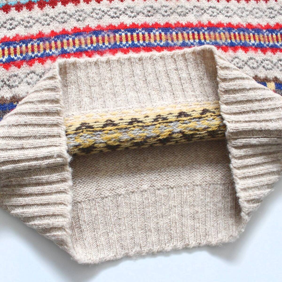 【 Jamieson's ジャミーソンズ 】SHIPS別注 フェアアイル Vネック シャギー ウールニット ベスト 起毛加工 スコットランド製 XS相当_画像6