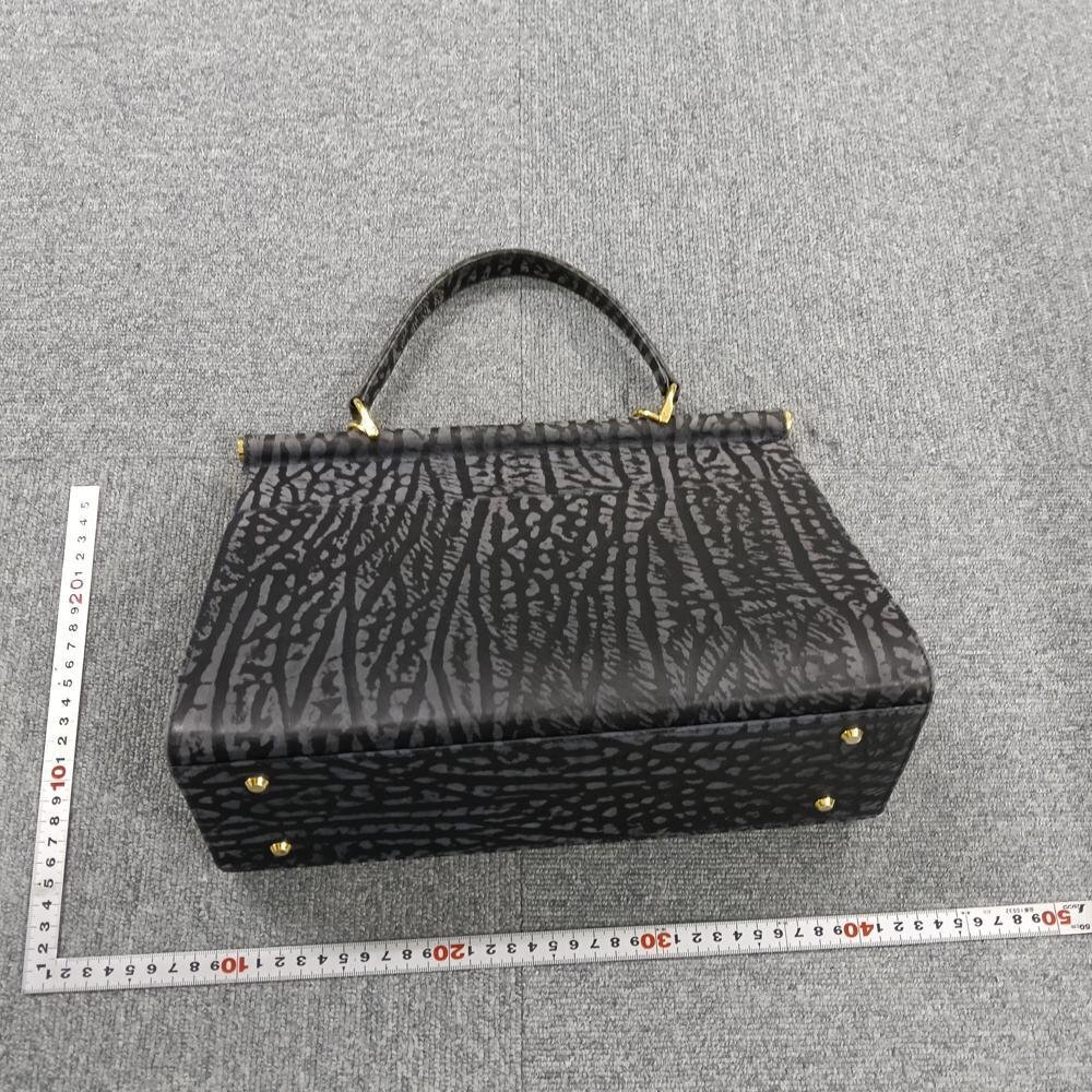 美品 WORLD REP ダークグレー 鮫革 ハンドバッグ 3358454_画像2