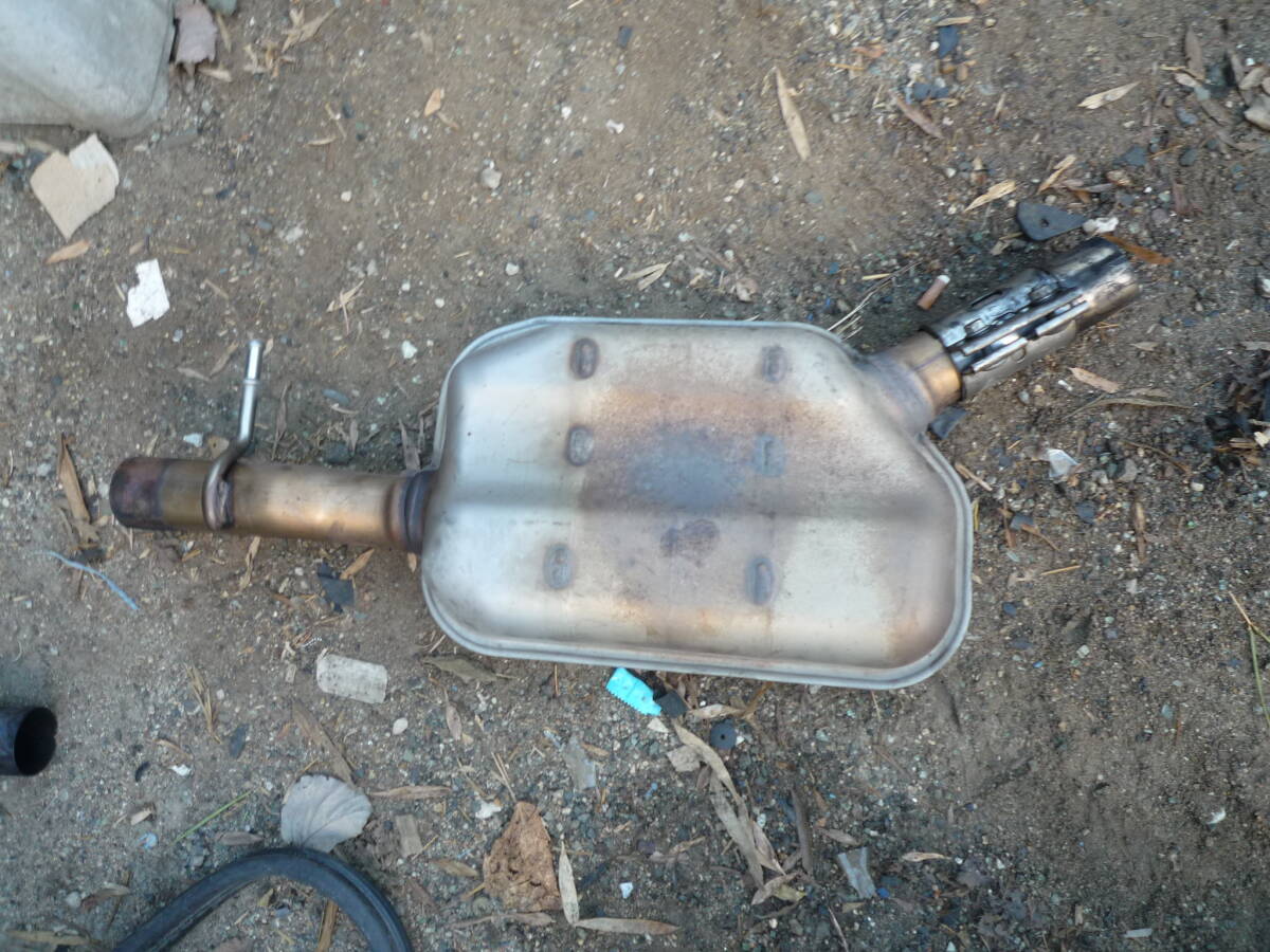 2013年 (ティグアン) マフラー (5N CTH） センター　_画像1