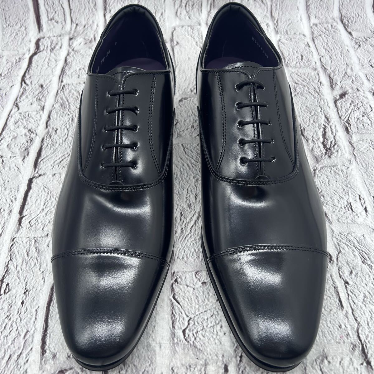 新品同様【未使用】REGAL リーガル 31TR ビジネスシューズ ストレートチップ 26㎝ ブラック 革靴 スクラッチタフレザー 冠婚葬祭 ドレス_画像3