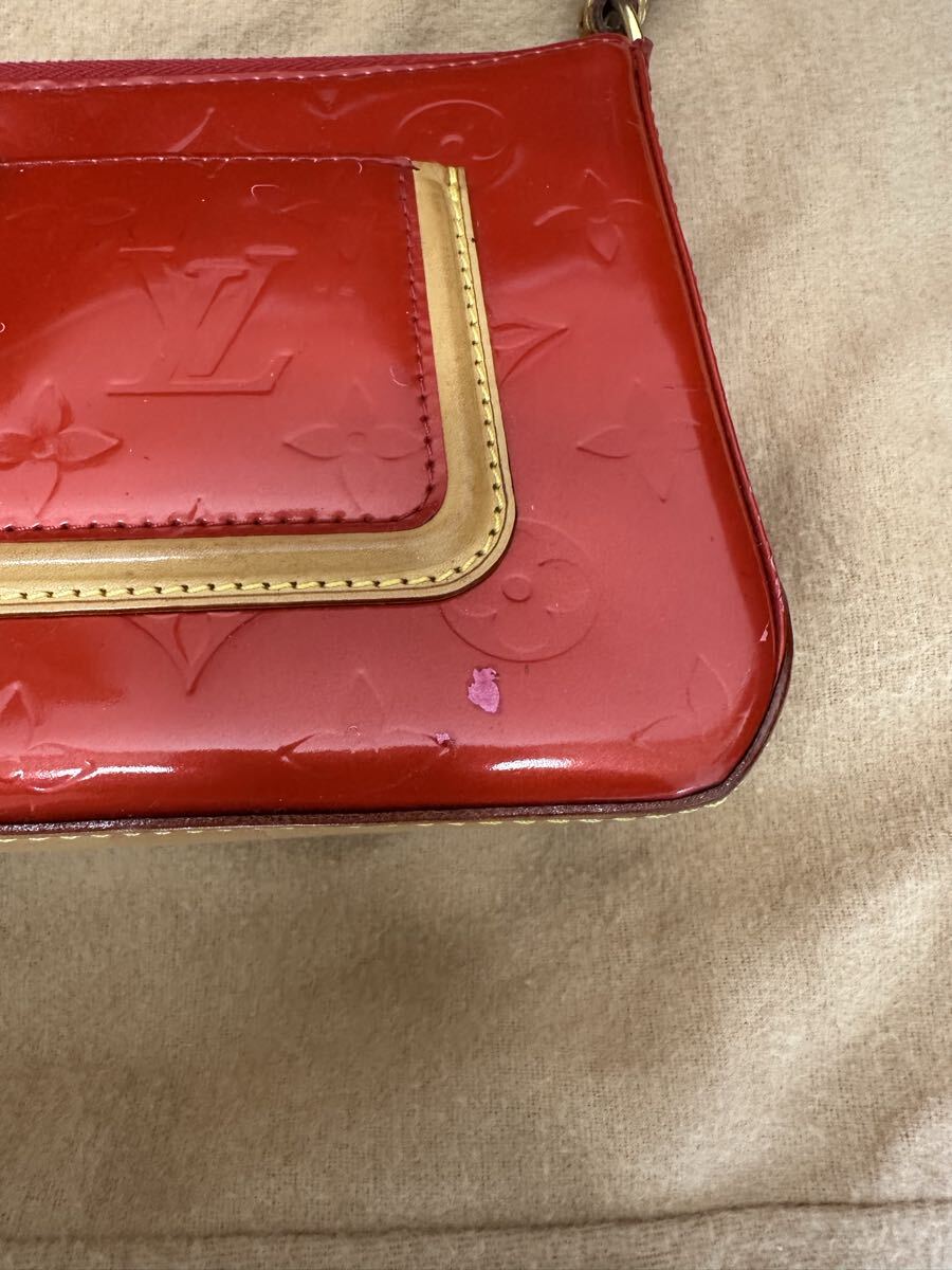  Louis Vuitton verunimaro Lee квадратное 