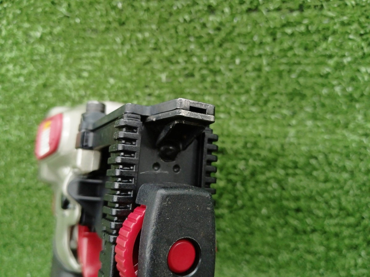 中古 マックス MAX 常圧ステープル用エアネイラ 肩幅4mm 足長13～25mm 本体のみ TA-225/425J_画像9