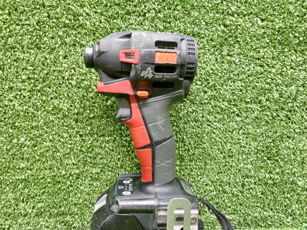 中古 MAX マックス 18V インパクトドライバー PJ-ID153 + 丸のこ PJ-CS53CDP 5.0Ahバッテリー 2個 充電器 セット_画像2