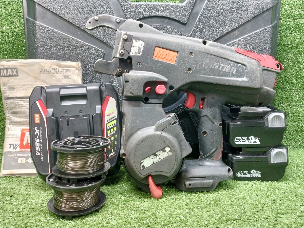 中古品 MAX マックス 14.4V 鉄筋結束機 ツインタイア TWINTIER 4.0Ah バッテリー2個 充電器付 RB-440T-B2CA/1440A_画像1