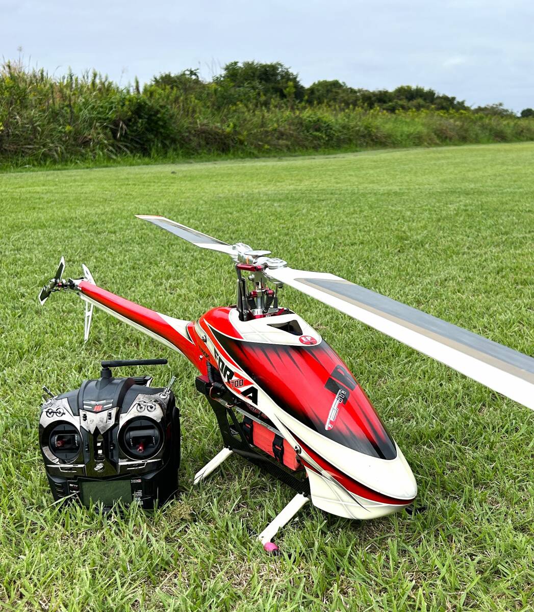 JR FORZA700 RCヘリ XG8送信機付き(中古）_画像1