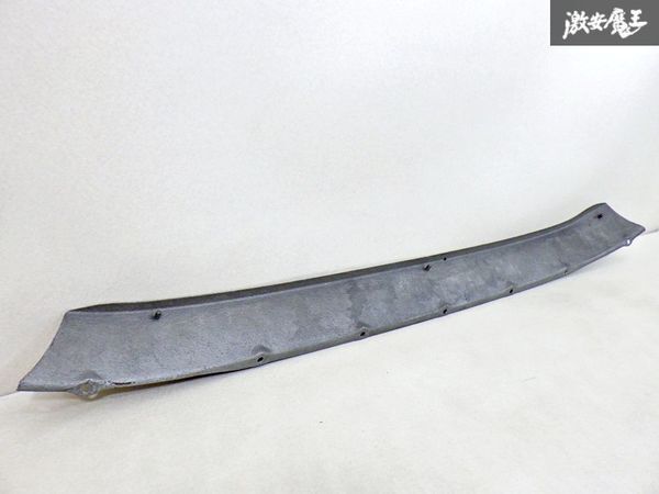 【希少!】Porsche ポルシェ 911 930 リア アンダースポイラー ダクト穴無し マフラー 左右出し用 シルバー 全長約111cm 即納 棚13D_画像5