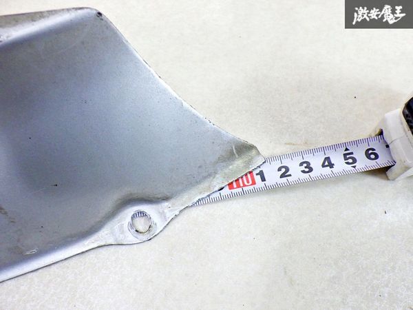 【希少!】Porsche ポルシェ 911 930 リア アンダースポイラー ダクト穴無し マフラー 左右出し用 シルバー 全長約111cm 即納 棚13D_画像9