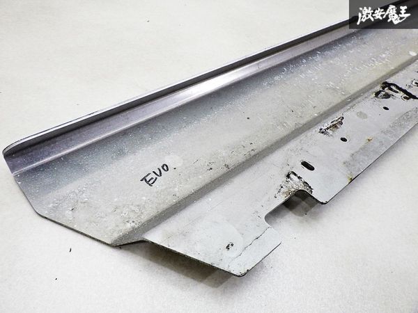 ★希少!! ストア出品!!★ 社外品 ランチア デルタ EVO1/2 フロント バンパー リップガード アンダーガード 外装 エアロ 即納 棚17G_画像8