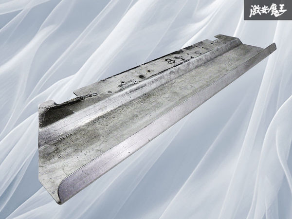 ★希少!! ストア出品!!★ 社外品 ランチア デルタ EVO1/2 フロント バンパー リップガード アンダーガード 外装 エアロ 即納 棚17G_画像2