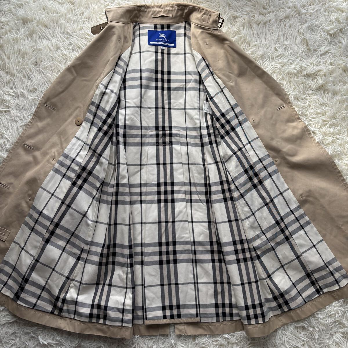 【激レア 美品】BURBERRY BLUE LABEL バーバリー ブルーレーベル トレンチコート ノバチェック ベルト付 ベージュ ハニーベージュ 40 S〜M_画像6