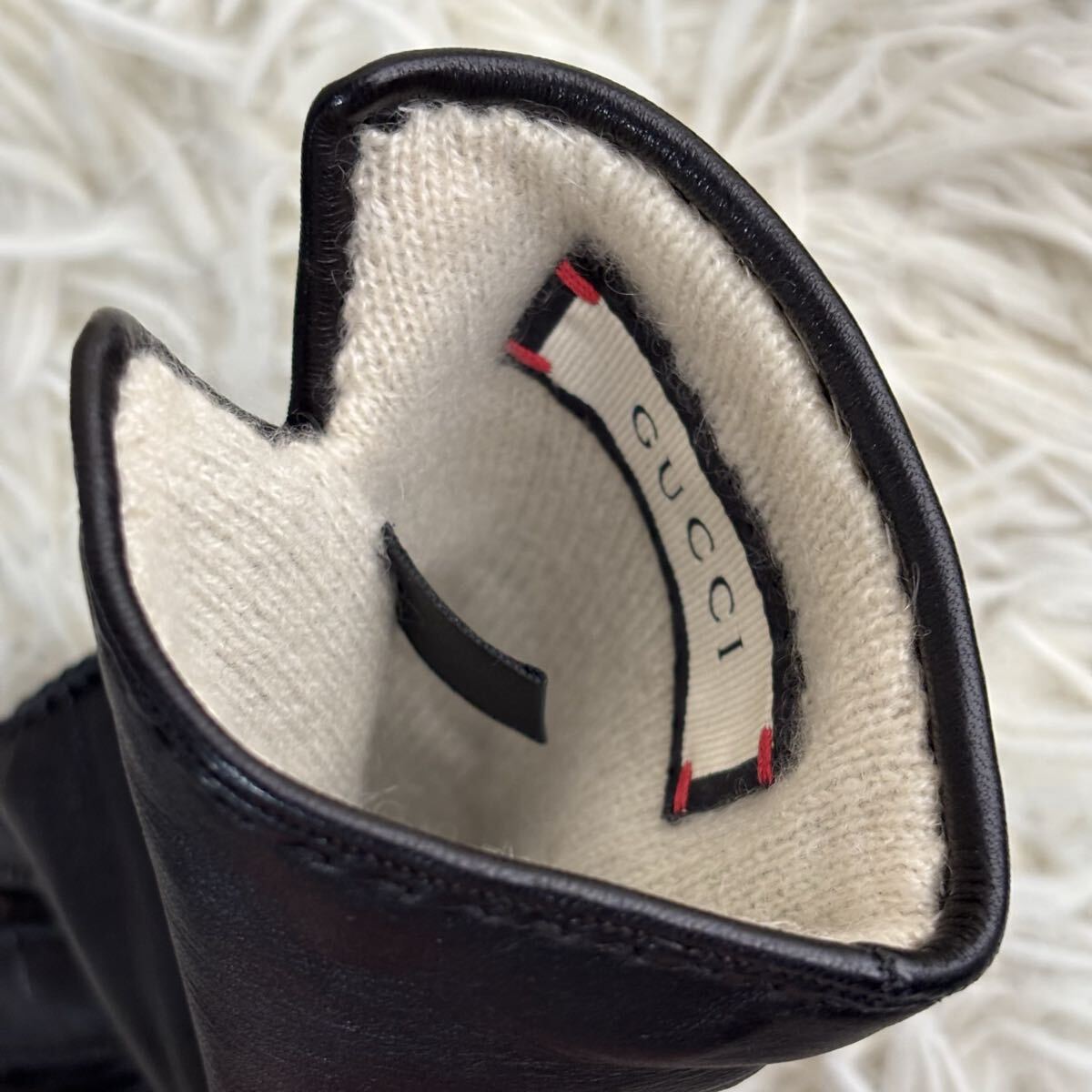 【超激レア 美品】GUCCI グッチ レザーグラブ 革手袋 手袋 GGマーモント ゴールド金具 レザー ラムレザー 羊革 本革 カシミヤ 黒 ブラック_画像8