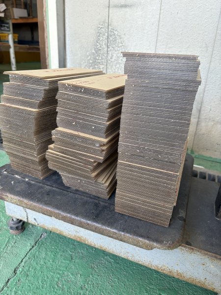 アクリル板（透明）★2mm厚端材★約20ｋｇ詰合せ1_画像1