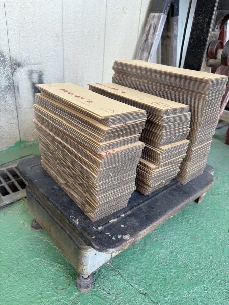 アクリル板（透明）★2mm厚端材★約20ｋｇ詰合せ1_画像2