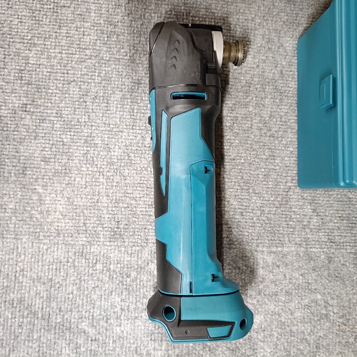 1円～(^^)/沖縄・離島地域発送不可　新品　在庫処分 マキタ　makita 18V 充電式マルチツール TM51DZ　本体のみ_画像4