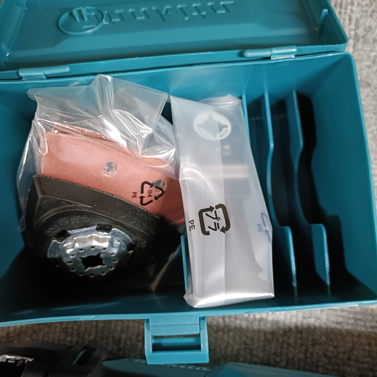 1円～(^^)/沖縄・離島地域発送不可　新品　在庫処分 マキタ　makita 18V 充電式マルチツール TM51DZ　本体のみ_画像7