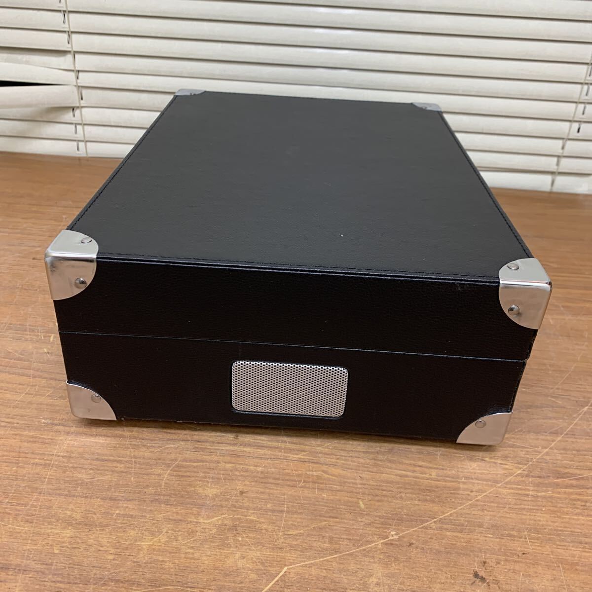 ONKYO オンキヨー PORTABLE TURNTABLE ポータブルレコードプレーヤー OCP-01 スーツケース型 現状品_画像7