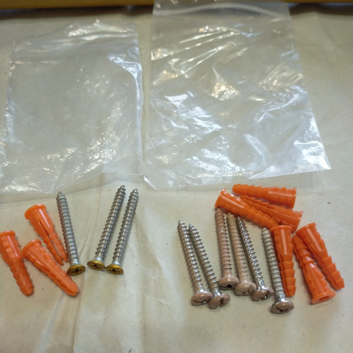 介護用品 手すり 転倒防止 30センチ 2本 32センチ1本 15センチ1本のセット 送料無料 _画像10