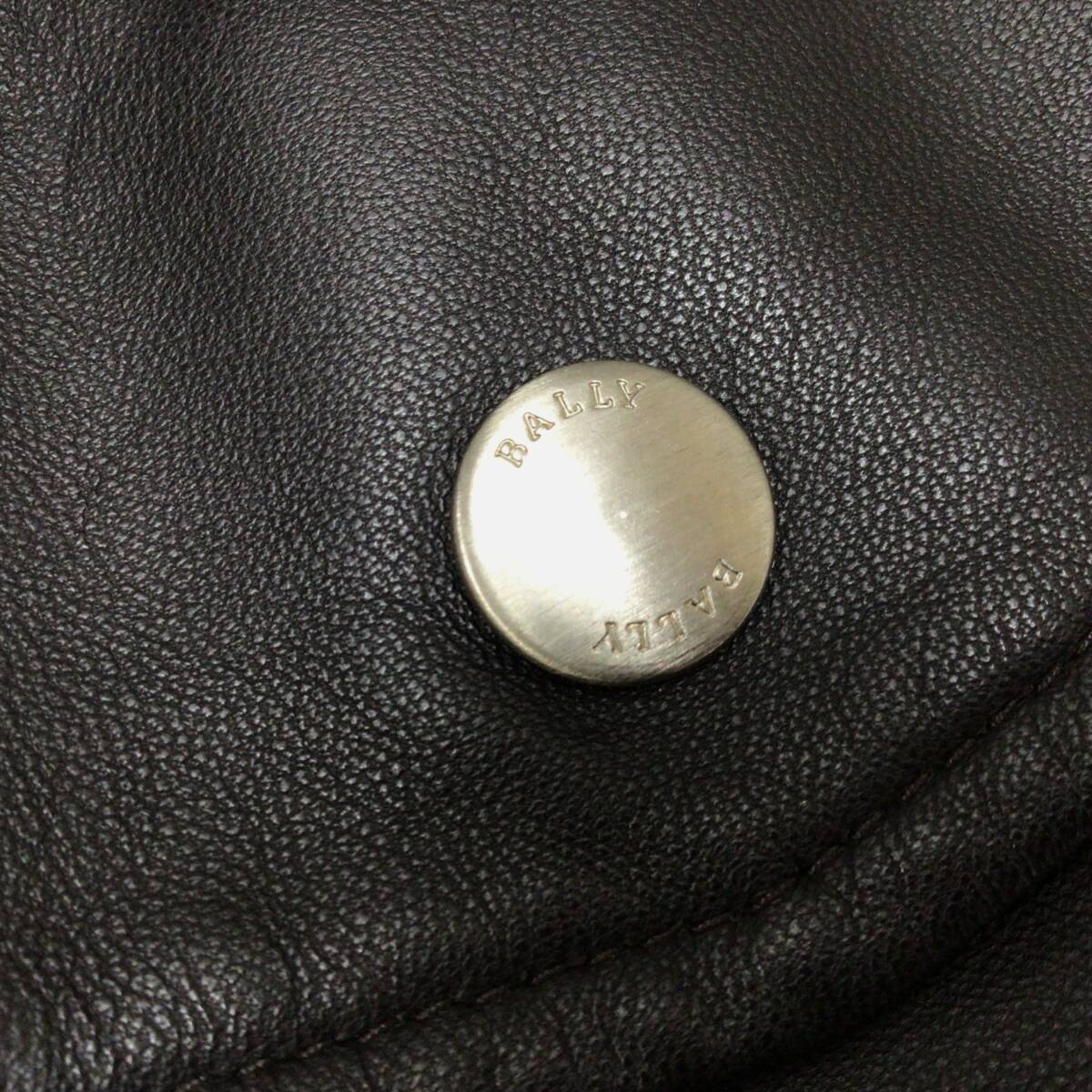 8626■BALLY バリー ジャケット ライダース ブルゾン リバーシブル ブラック ネイビー メンズ 52 保管品 色褪せ ※写真をご確認ください_画像9