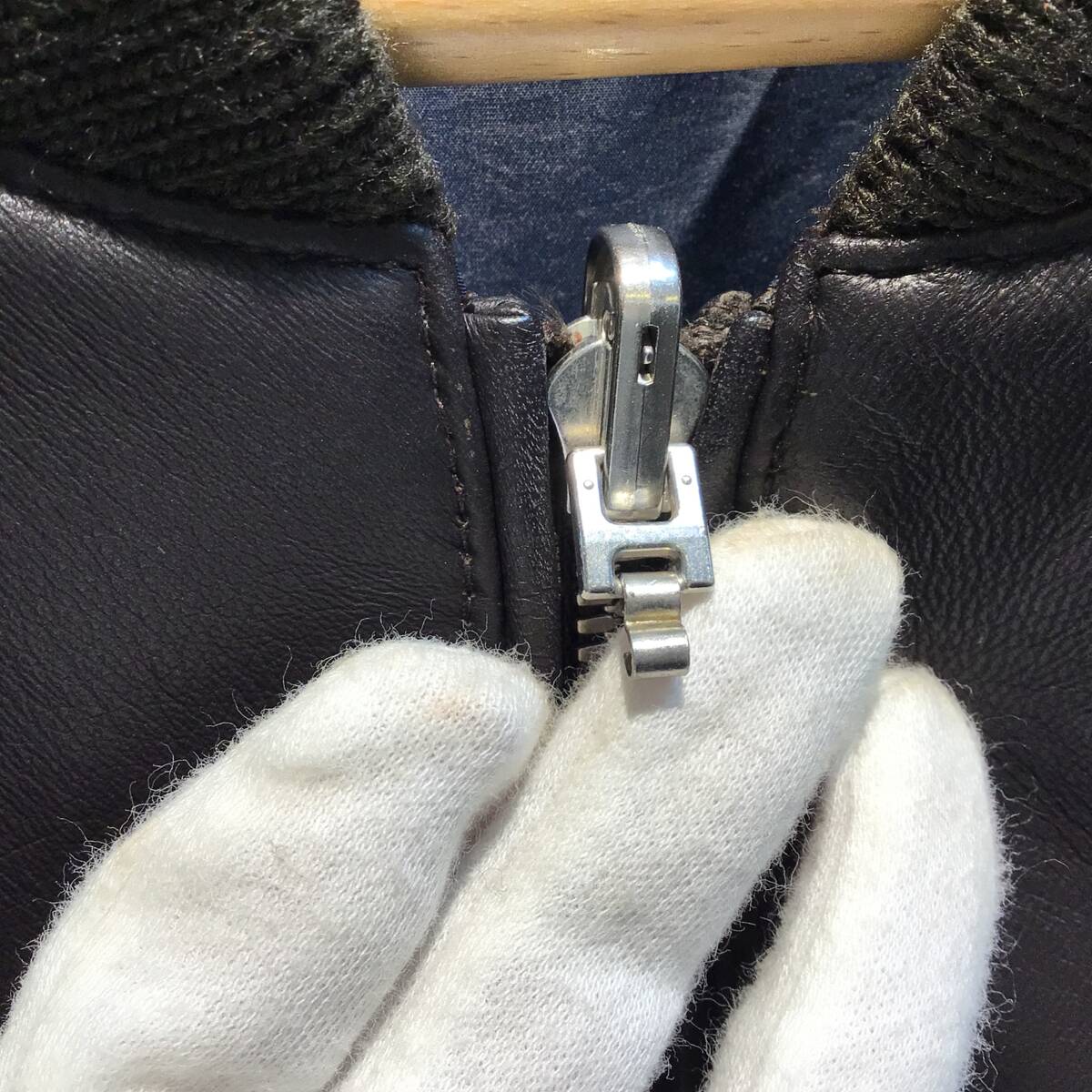 8626■BALLY バリー ジャケット ライダース ブルゾン リバーシブル ブラック ネイビー メンズ 52 保管品 色褪せ ※写真をご確認ください_画像5