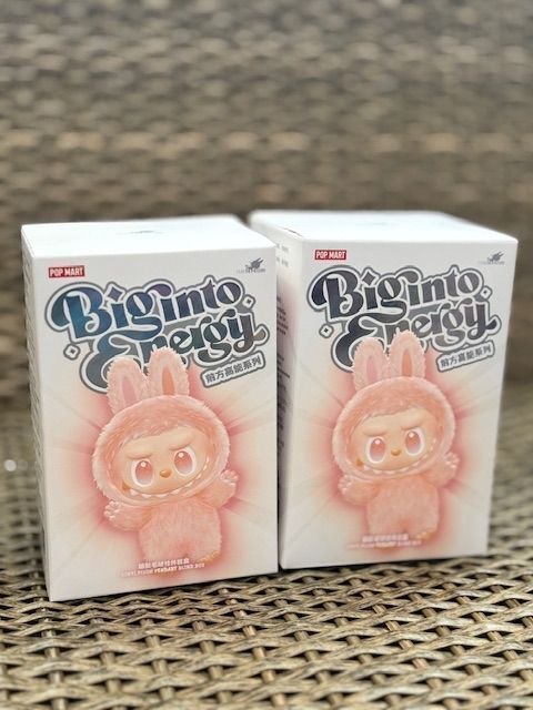 期間限定SALE【正規品】Labubu THE MONSTERS Big into Energy ぬいぐるみ 2ピースセット_画像4