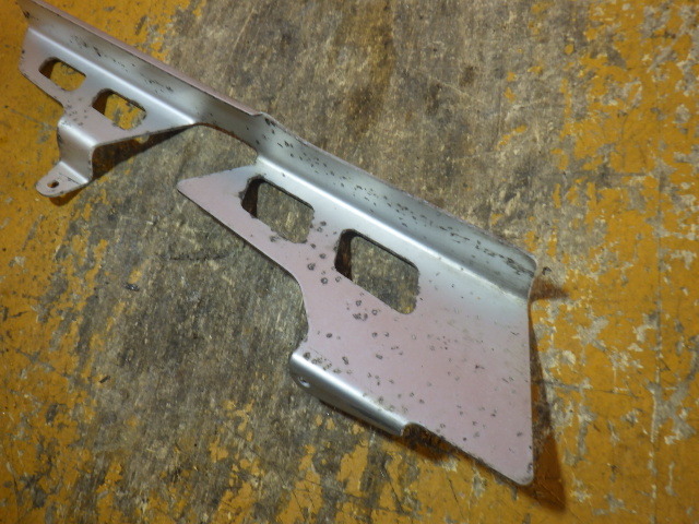 63988 ヤマハ 4HM-114~ XJR400R '98 純正 チェーンカバー 変形無_画像6