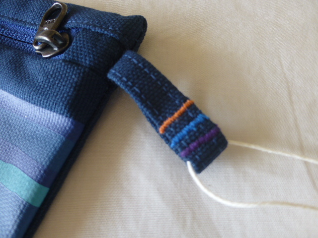 未使用!! 廃盤モデル!! patagonia Zippered Pouch ジッパードポーチ SP22モデル Fitzroy フィッツロイ パタゴニア PATAGONIA patagonia_画像3